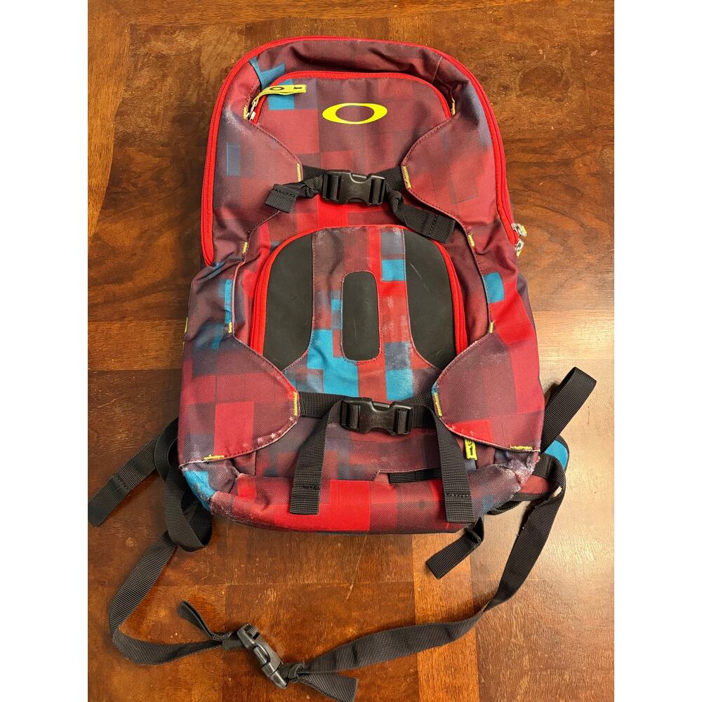 Oakley Plaid Backpack Red/Blue Plaid Preowned Good Condition